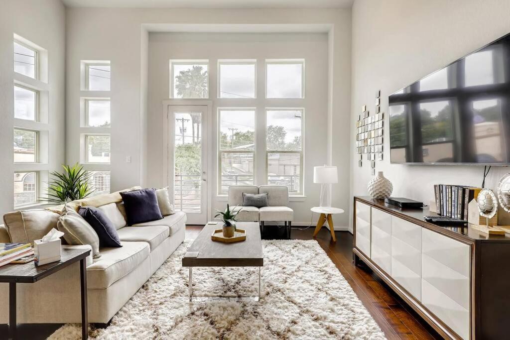 Gorgeous 4 Bed Home On St Mary'S - Minutes To Riverwalk/Pearl San Antonio Kültér fotó