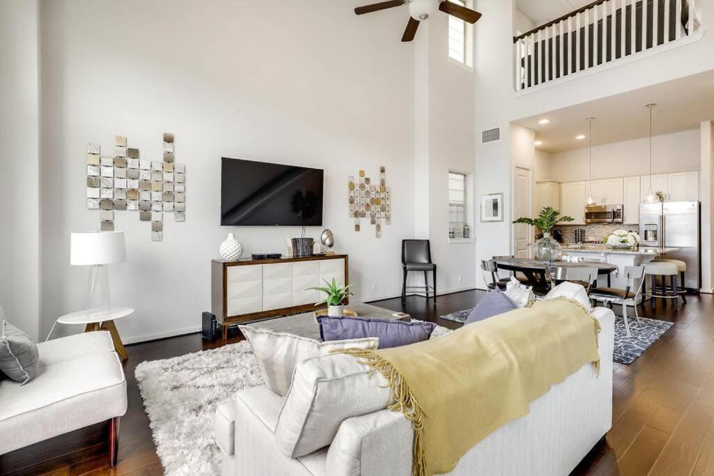 Gorgeous 4 Bed Home On St Mary'S - Minutes To Riverwalk/Pearl San Antonio Kültér fotó